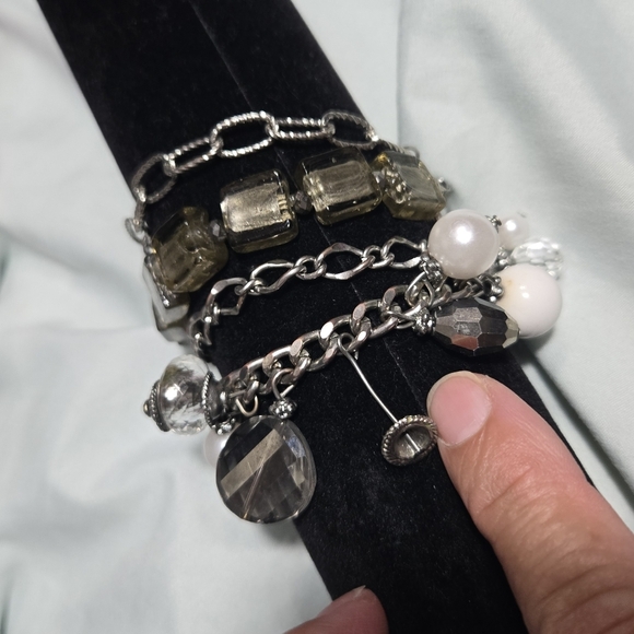 Vintage White House Black Market Beaded Necklace And Matching Bracelet Set - Picture 9 of 12